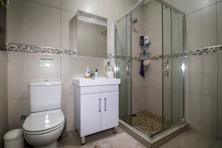 4 Bedroom Property for Sale in Flamwood North West